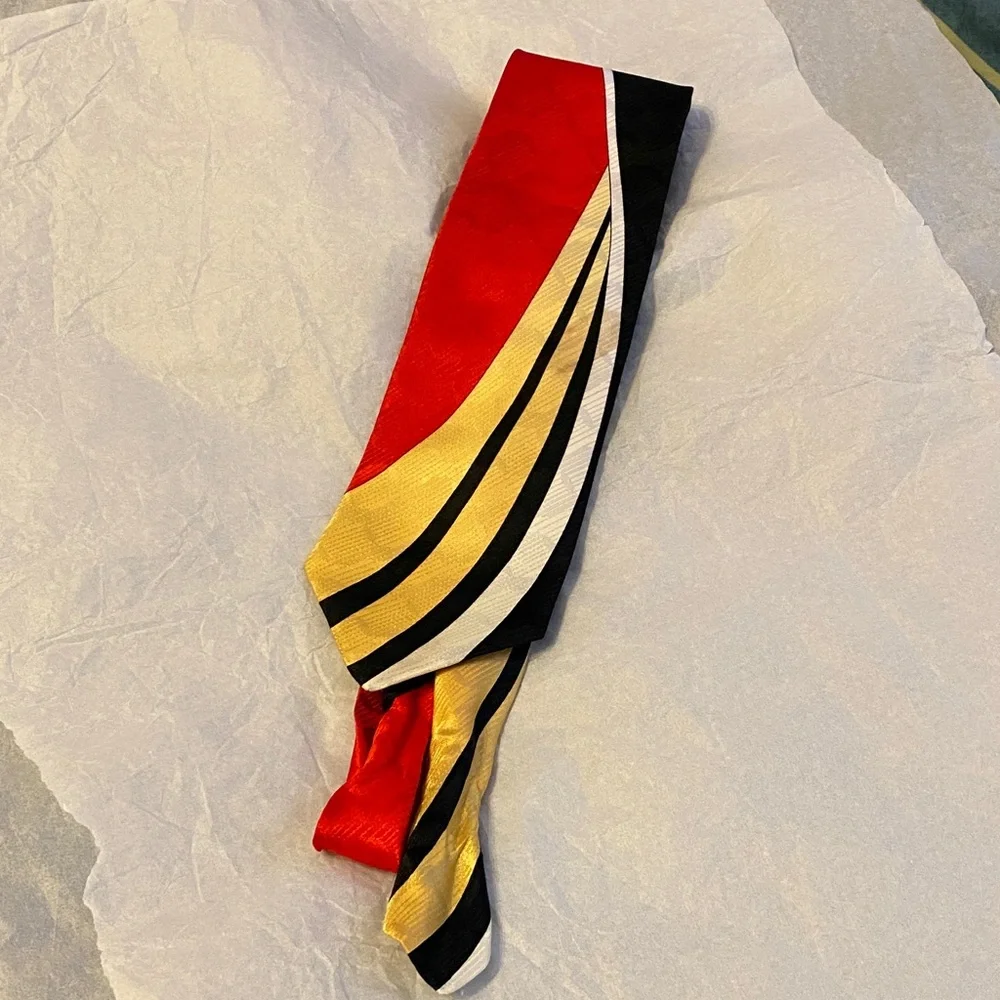Stylish Red and Gold Men's Tie